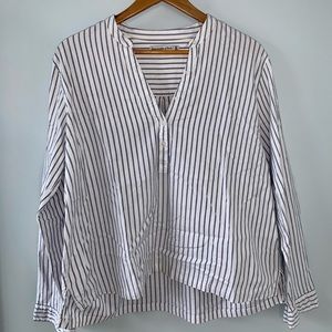 Abercrombie Blouse Size XL